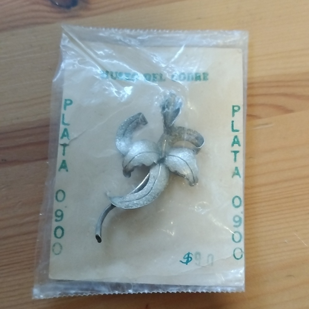 Vintage Sterling Silver Iris Flower Brooch Museo Del Cobre Plata 0900 singed - Picture 4 of 6